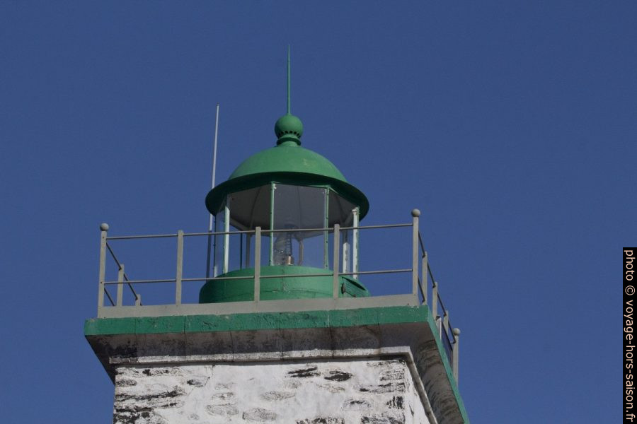 Lanterne verte du phare de Port-Vendres. Photo © André M. Winter
