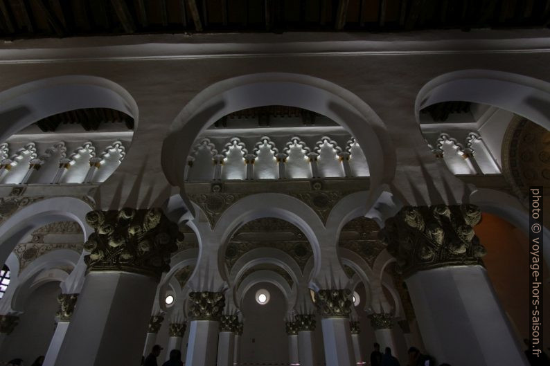 Style mudéjar de la Sinagoga Mayor (Santa María la Blanca). Photo © André M. Winter