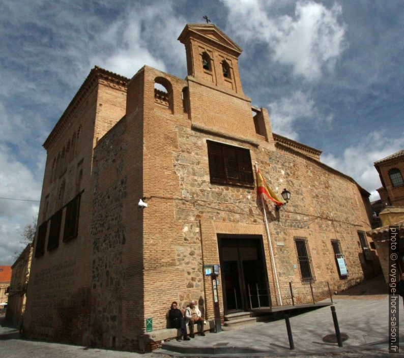 Synagogue El Tránsito avec clocher-mur. Photo © André M. Winter