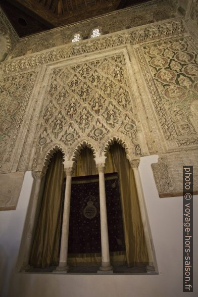 Arche sainte de la Synagogue El Tránsito. Photo © André M. Winter