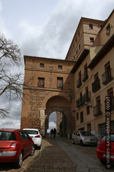 Puerta de Alarcones. Photo © André M. Winter