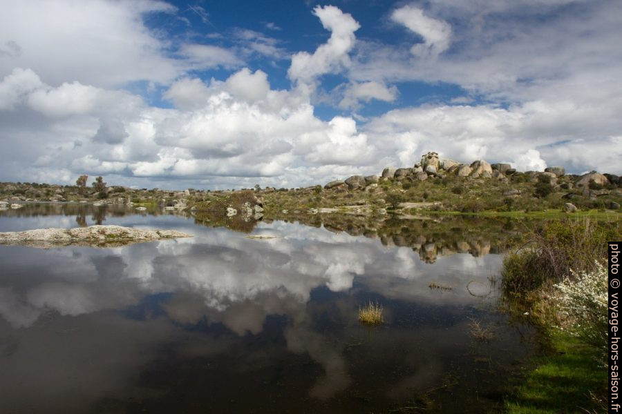 Los Barruecos. Photo © Alex Medwedeff