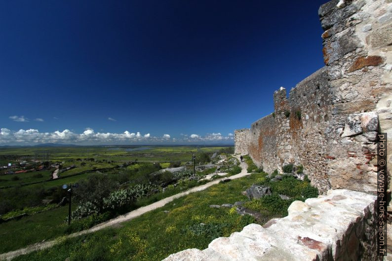 Face ouest de l'enceinte médiévale de Trujillo. Photo © André M. Winter