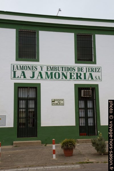 La Jamonería de Jerez de los Caballeros. Photo © Alex Medwedeff