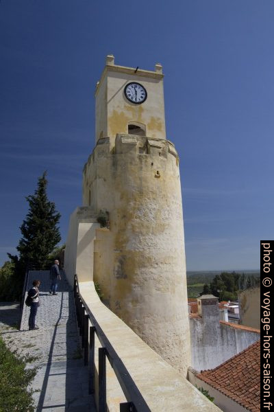 Beffroi au Château de Moura. Photo © André M. Winter