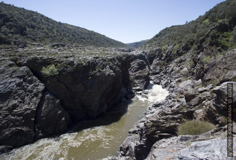 Canyon du Guadiana en aval du Pulo do Lobo. Photo © André M. Winter