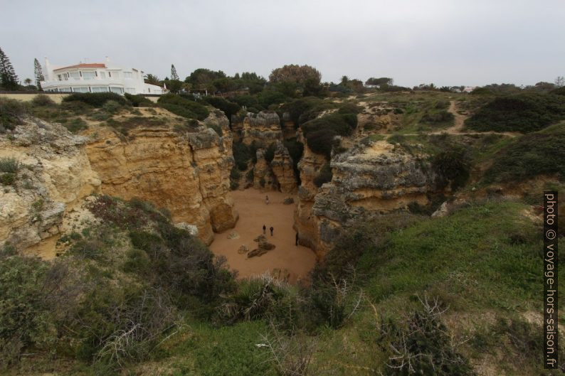 Cirque de la Praia Secreta. Photo © André M. Winter