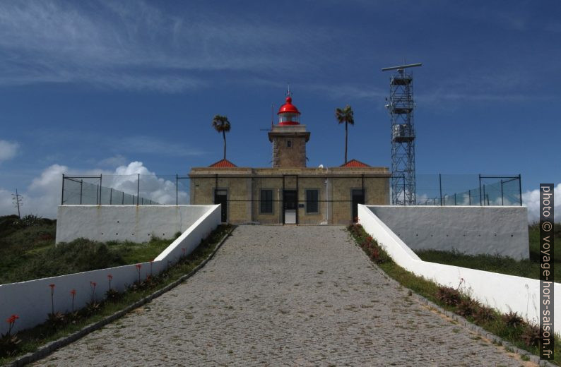 Rampe au sud du Phare de Ponta da Piedade. Photo © André M. Winter