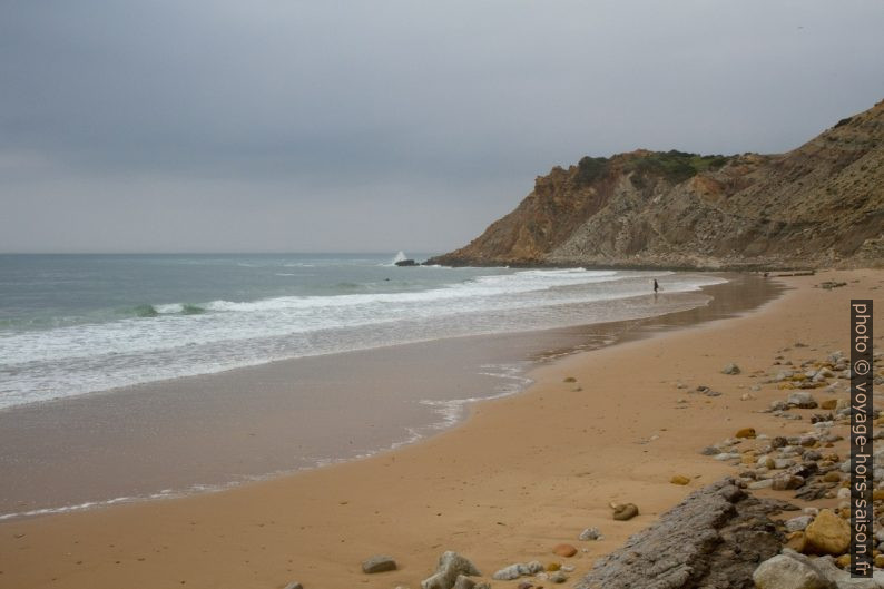 Plage de Burgau. Photo © Alex Medwedeff