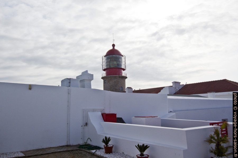 Dans la cour du Phare de Cabo de São Vicente. Photo © André M. Winter
