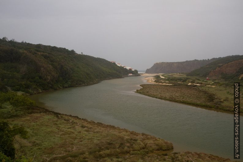 Estuaire du Rio Seixe. Photo © Alex Medwedeff