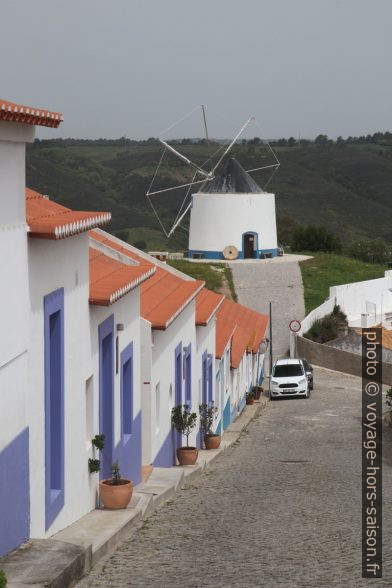 Moulin dans le village d'Odeceixe. Photo © Alex Medwedeff