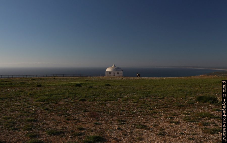 Ermida da Memória no Cabo Espichel. Photo © André M. Winter
