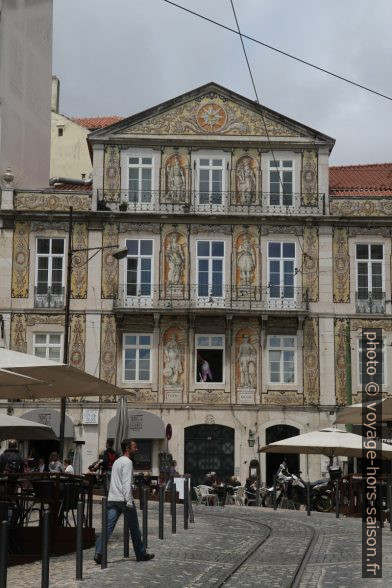 Casa do Ferreira das Tabuletas. Photo © Alex Medwedeff