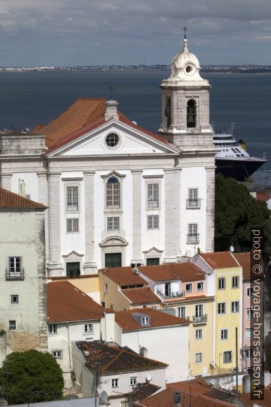 Façade principale de la Igreja de Santo Estêvão. Photo © André M. Winter