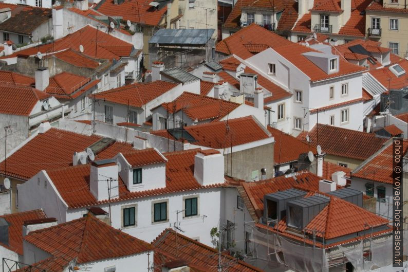 Toits de l'Alfama. Photo © André M. Winter