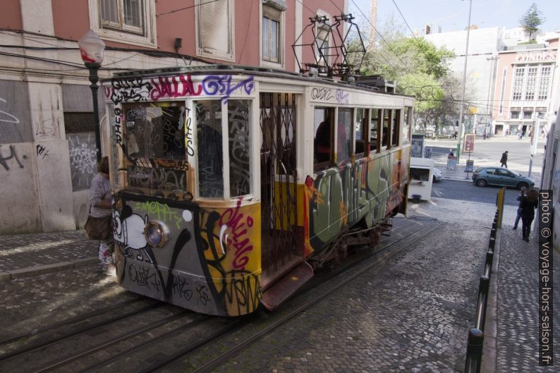 Rame de l'elevador da Glória. Photo © André M. Winter