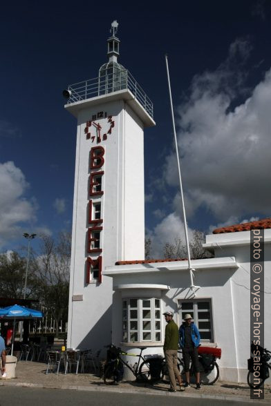 Tour de l'embarcadère de Belém. Photo © Alex Medwedeff