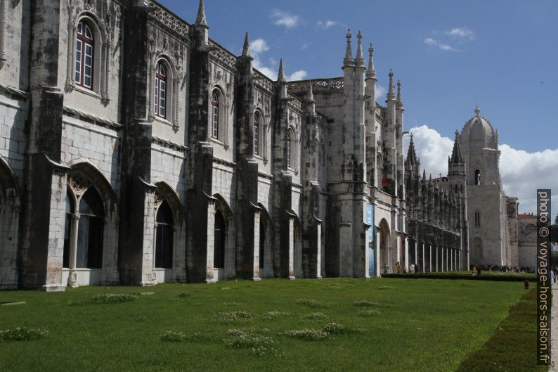 Façade sud du Monastère des Hiéronymites. Photo © Alex Medwedeff