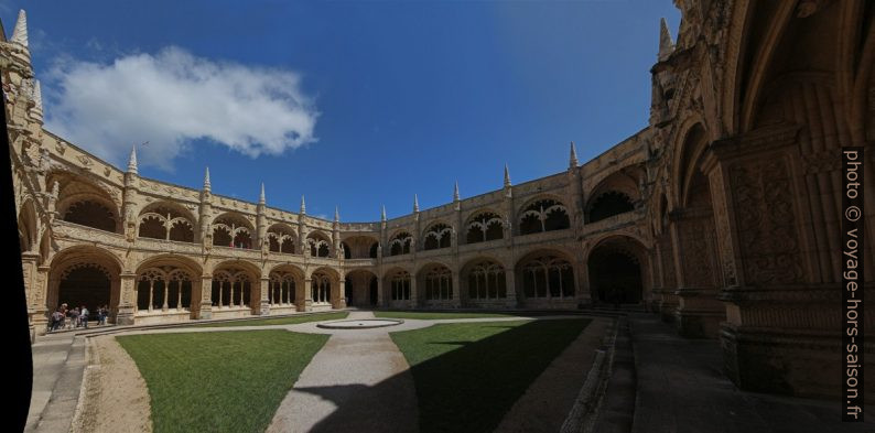 Cloître du Mosteiro dos Jerónimos. Photo © André M. Winter