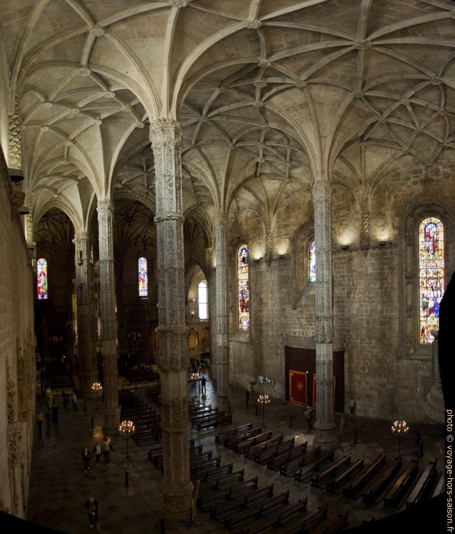 Nef de l'église Santa Maria vue de la galerie. Photo © André M. Winter