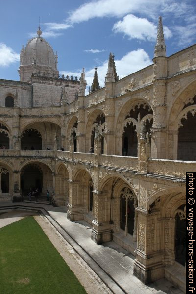 Face ouest du Mosteiro dos Jerónimos. Photo © Alex Medwedeff