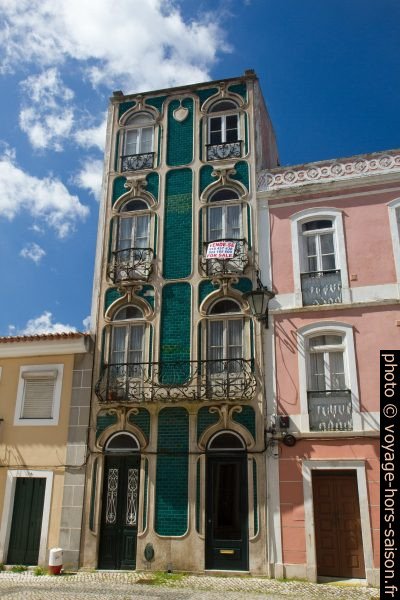 Maison d'Art Nouveau sur la place du Largo Dr. José Barbosa. Photo © Alex Medwedeff