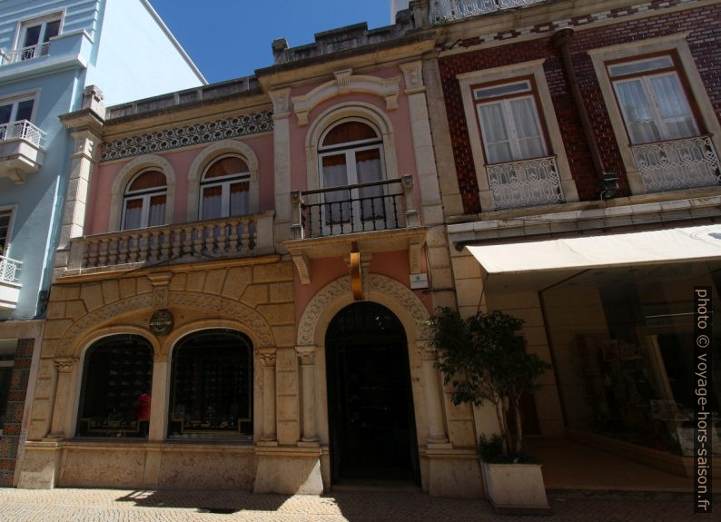 Maison ancienne dans la Rua Almirante Cândido Reis. Photo © André M. Winter