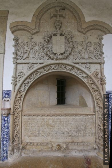 Tombe de Dom Diogo da Gama. Photo © André M. Winter