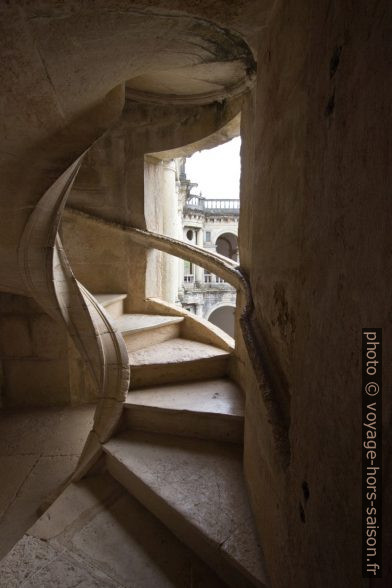 Un escalier hélicoïdal du Cloître de Jean III. Photo © André M. Winter