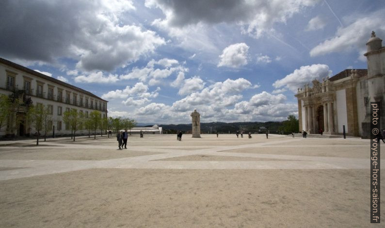 Pátio das Escolas de l'Université de Coimbra. Photo © André M. Winter