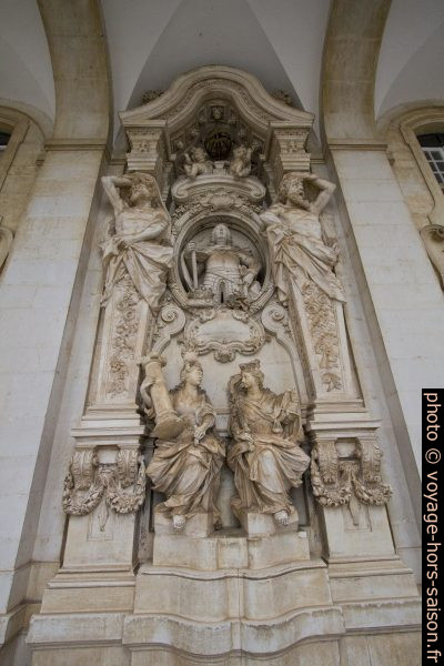 Décor baroque de la Via Latina. Photo © André M. Winter