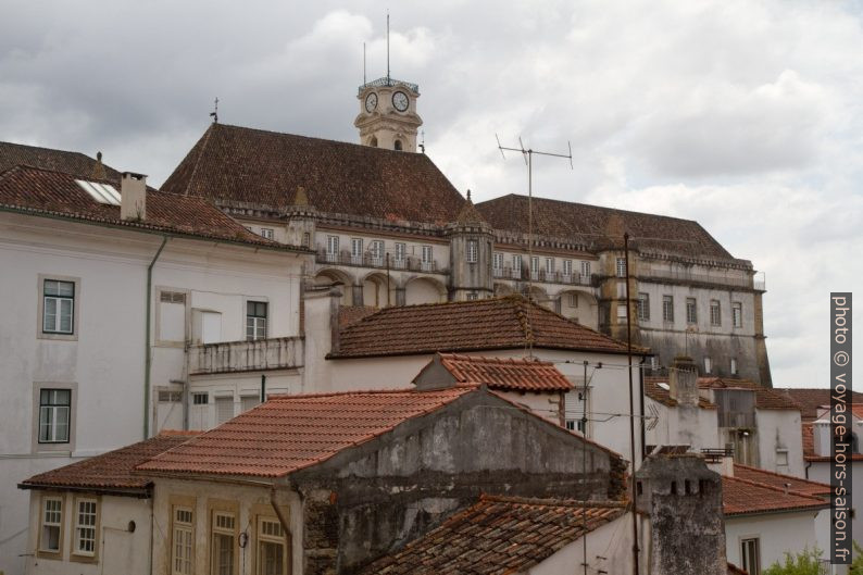 Université de Coimbra vue du nord-est. Photo © Alex Medwedeff