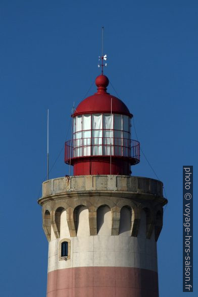 Lanterne voilée du Phare d'Aveiro. Photo © André M. Winter