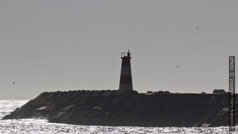 Farol de Aveiro Molhe Norte. Photo © André M. Winter