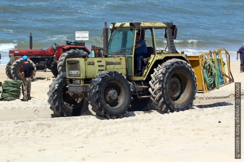 Tracteur Hürlimann H-5110 sur la Praia de Mira. Photo © André M. Winter