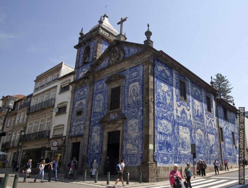 Capela das Almas couverte d'azulejos. Photo © André M. Winter