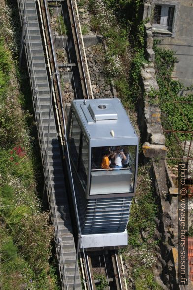 Funicular dos Guindais. Photo © André M. Winter