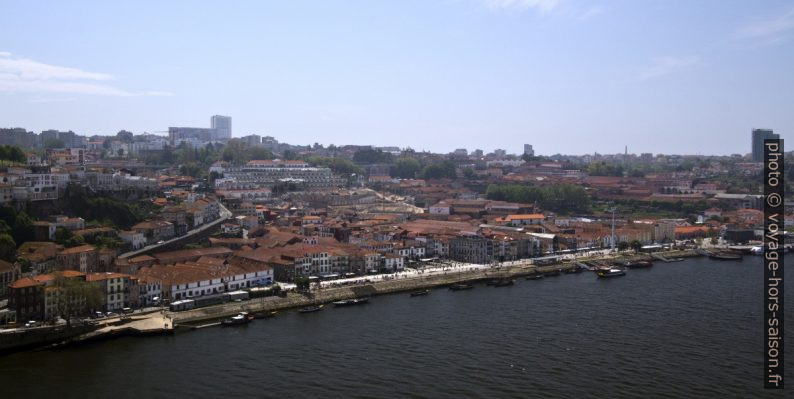 Vila Nova de Gaia vue du Pont Dom Luís. Photo © André M. Winter