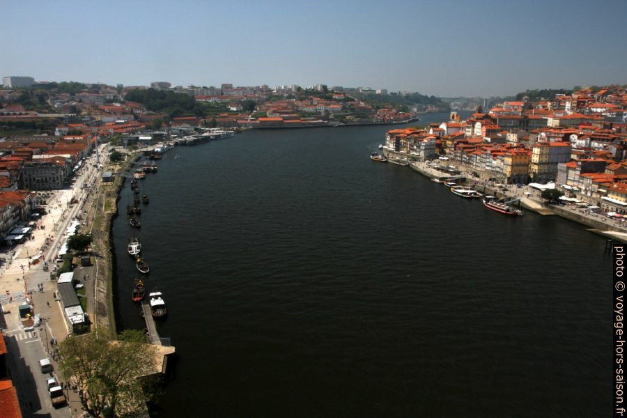 Le Douro vu du Pont Luí­s I. Photo © Alex Medwedeff