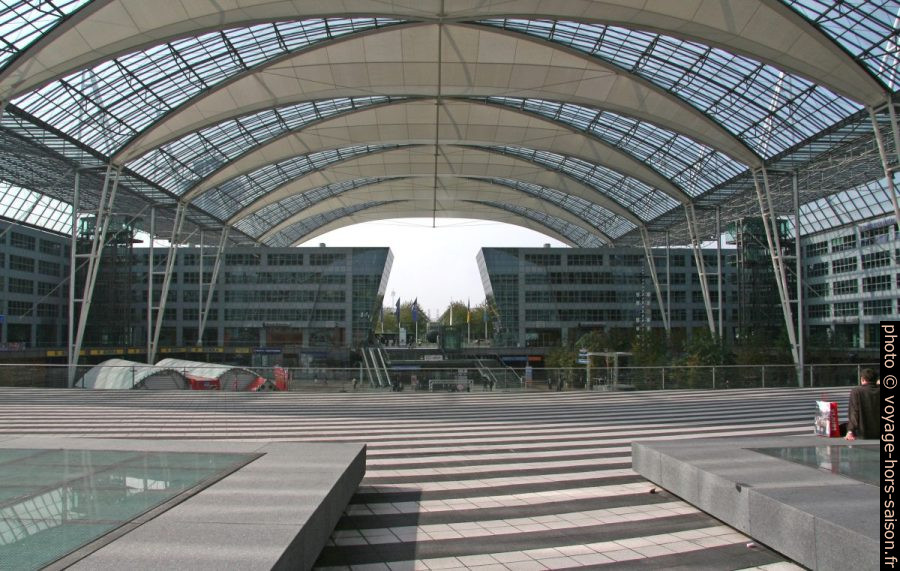 München Airport Center. Photo © André M. Winter