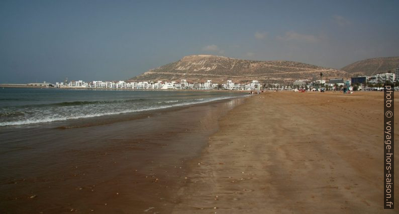 Plage et complexes touristiques d'Agadir. Photo © André M. Winter