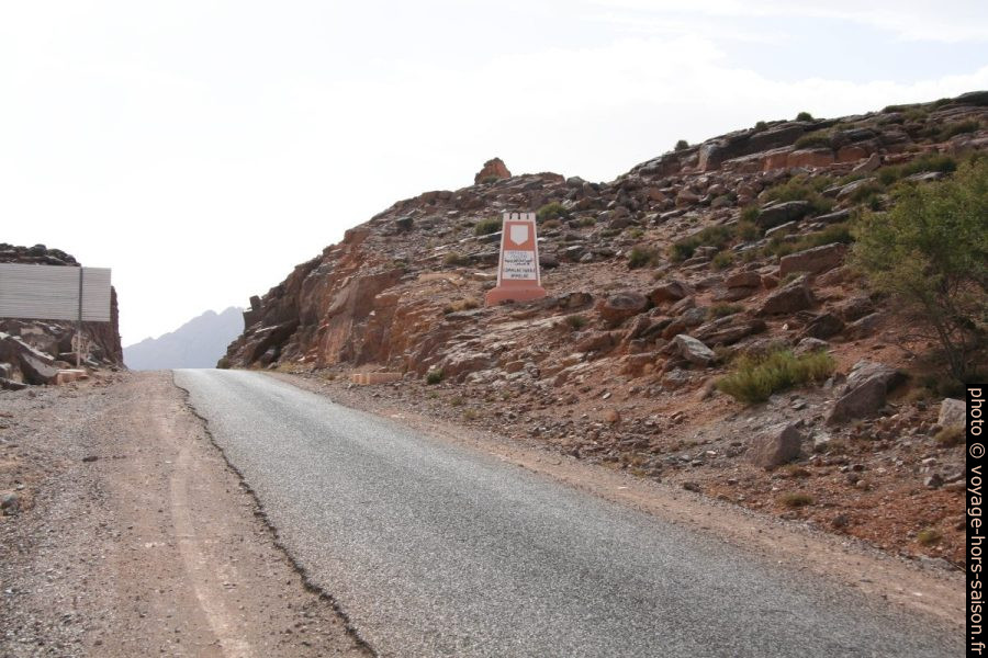 Col de Tizi-n'Tarakatine. Photo © André M. Winter