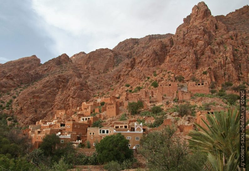 Village d'Oumsnat dans la Vallée Ammeln. Photo © André M. Winter