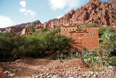 Oumesnat et la Maison Berbère Traditionnelle. Photo © André M. Winter