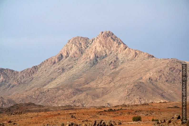 Adrar Mqorn, 2344 m. Photo © André M. Winter