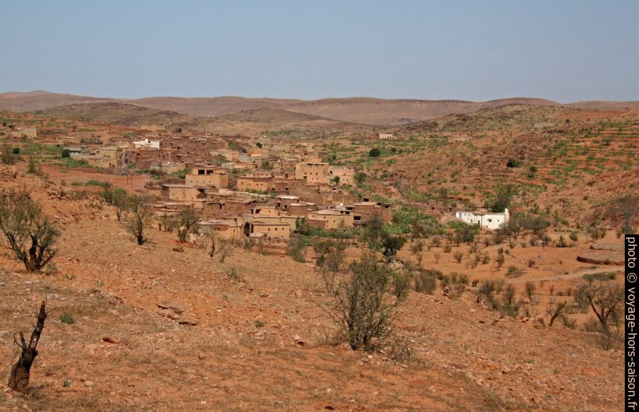 Douar Alma près de l'agadir de Tasguent. Photo © André M. Winter