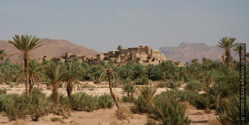 Casbah au sud de Tata. Photo © André M. Winter