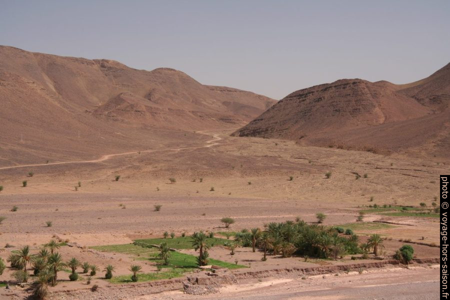 Piste de Douar Alougoum à Lakhriwia et Nkeïla. Photo © André M. Winter