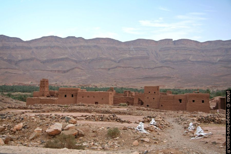 Ksar en ruine près de El Had. Photo © André M. Winter